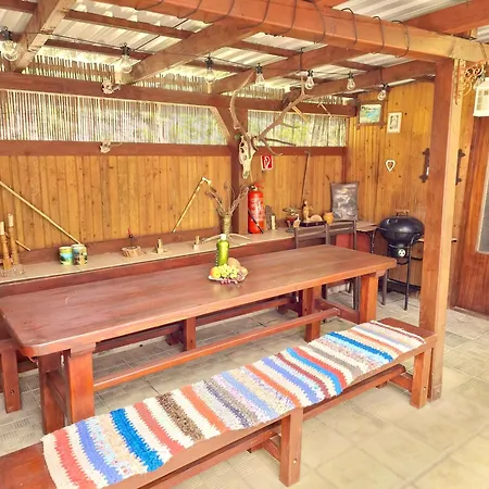 V Srdci Lesa Homestay *